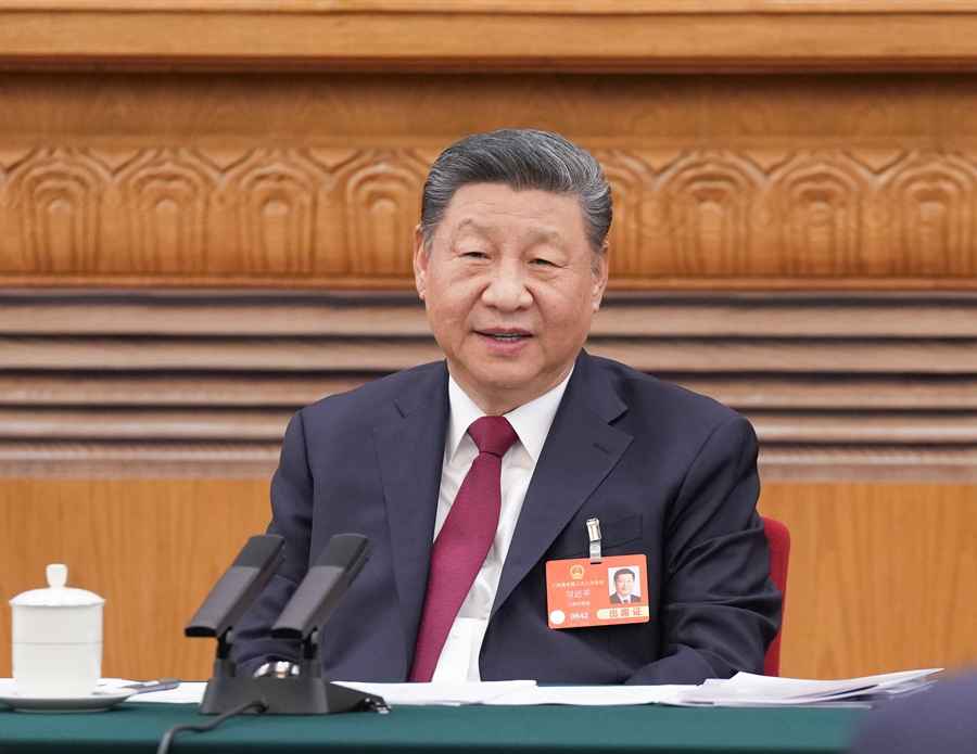 ??3月5日下午，中共中央總書記、國家主席、中央軍委主席習(xí)近平參加他所在的十四屆全國人大三次會議江蘇代表團(tuán)審議。
